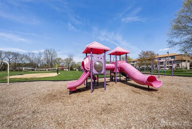 7402 Hana Road, Edison, NJ 08902