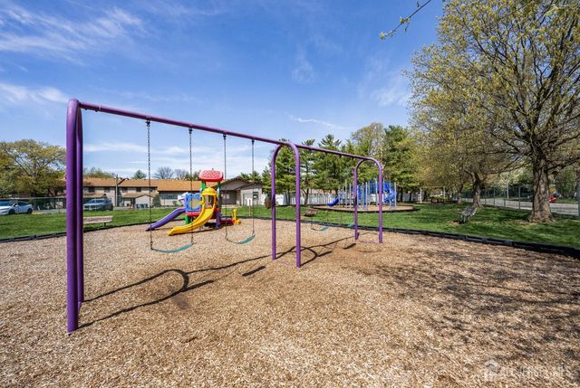 7402 Hana Road, Edison, NJ 08902