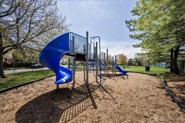 7402 Hana Road, Edison, NJ 08902