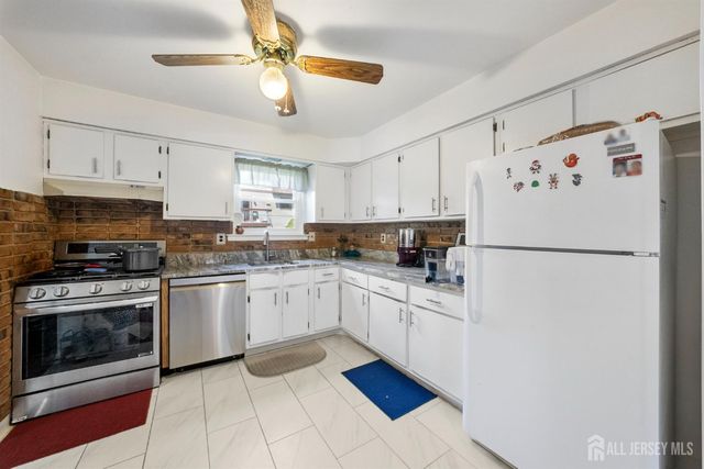 7402 Hana Road, Edison, NJ 08902