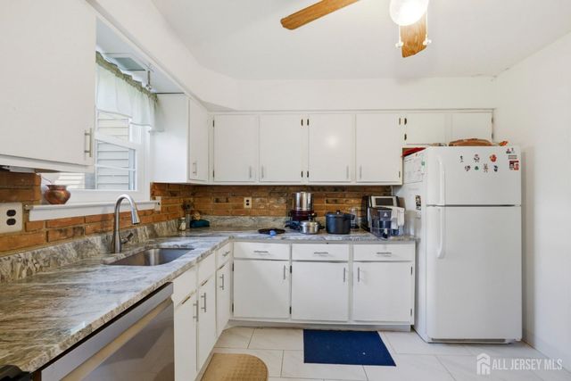 7402 Hana Road, Edison, NJ 08902