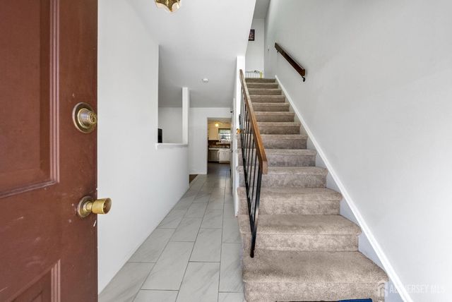 7402 Hana Road, Edison, NJ 08902