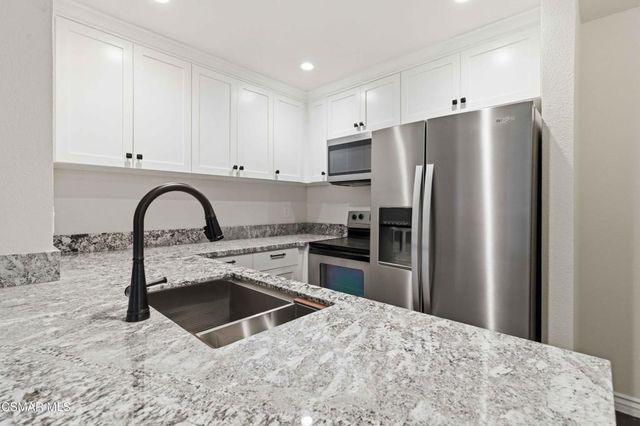 1182 Tivoli Lane 195, Simi Valley, CA 93065
