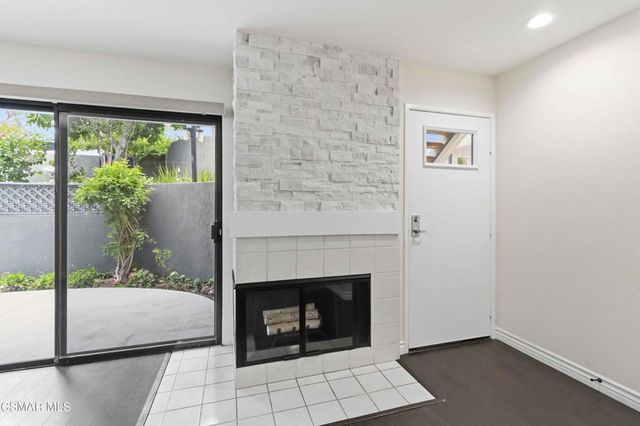 1182 Tivoli Lane 195, Simi Valley, CA 93065