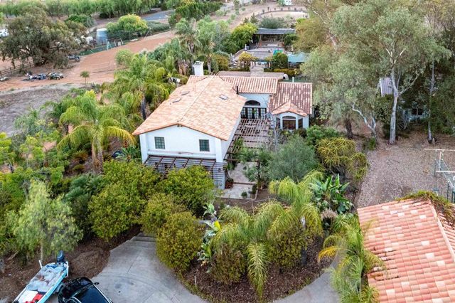 20276 Rancho Villa Road, Ramona, CA 92065
