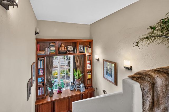 20276 Rancho Villa Road, Ramona, CA 92065