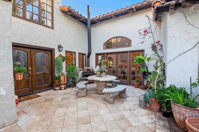 20276 Rancho Villa Road, Ramona, CA 92065