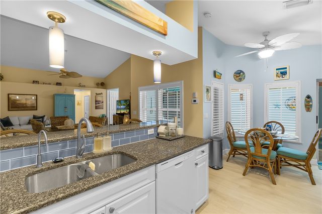 223 River Walk 12, Hutchinson Island, FL 34949