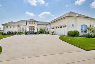 2012 Spieth Street, Granbury, TX 76048
