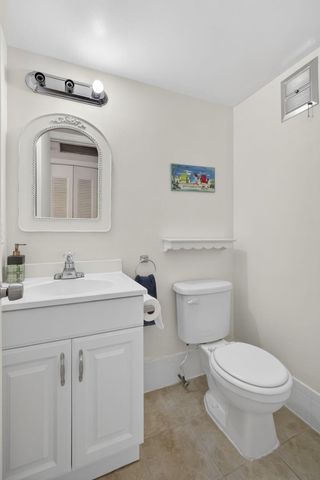 319 Windsor N, West Palm Beach, FL 33417