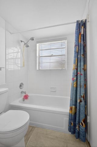 319 Windsor N, West Palm Beach, FL 33417