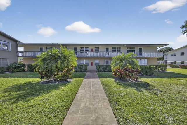 319 Windsor N, West Palm Beach, FL 33417