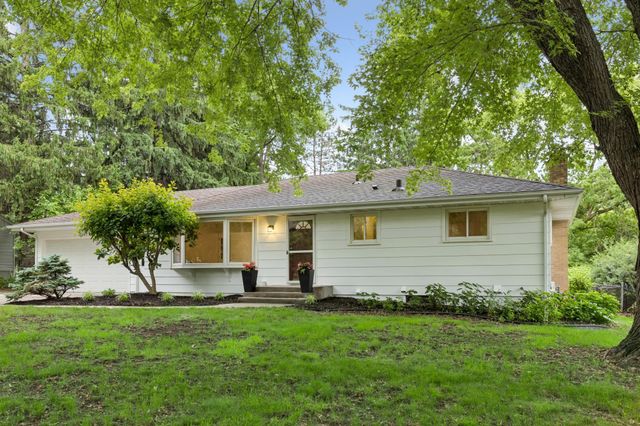 2167 Watertown Road, Long Lake, MN 55356