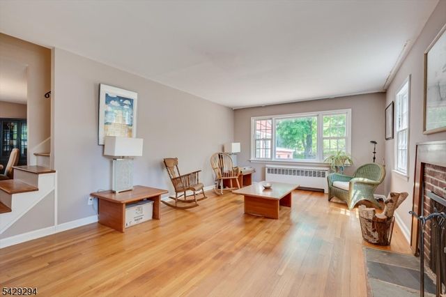 78 Rose St, Metuchen Boro, NJ 08840