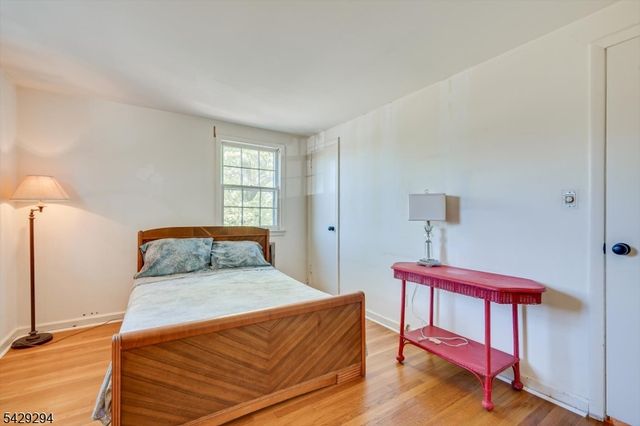 78 Rose St, Metuchen Boro, NJ 08840