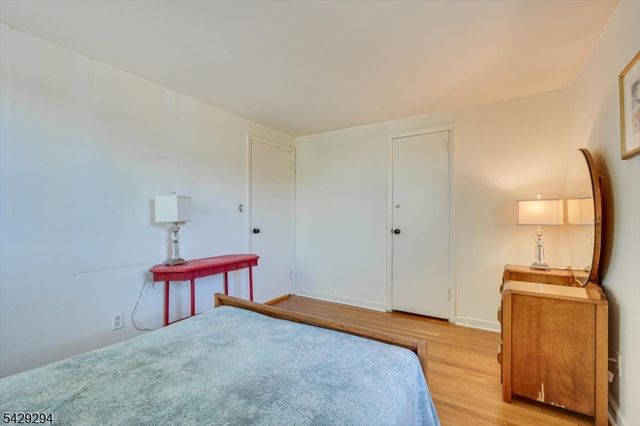 78 Rose St, Metuchen Boro, NJ 08840