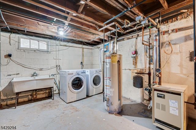 78 Rose St, Metuchen Boro, NJ 08840