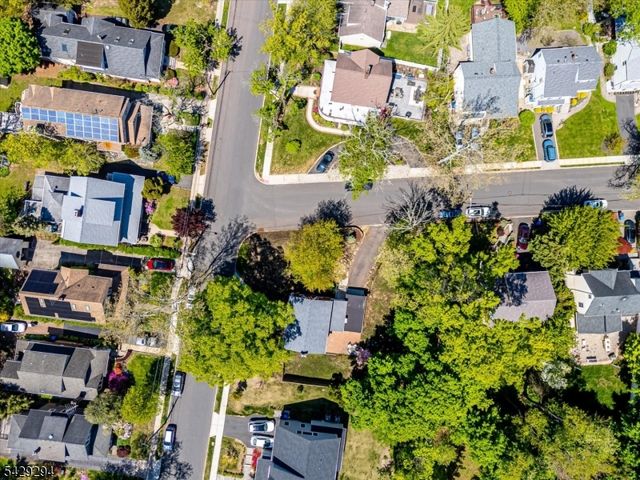 78 Rose St, Metuchen Boro, NJ 08840