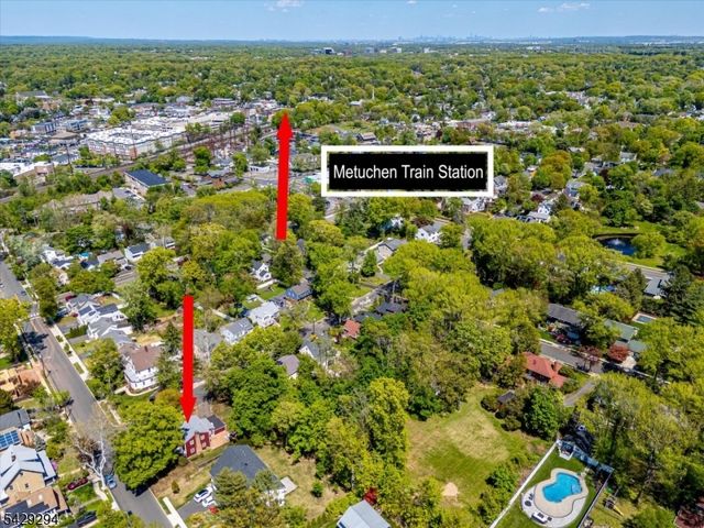 78 Rose St, Metuchen Boro, NJ 08840