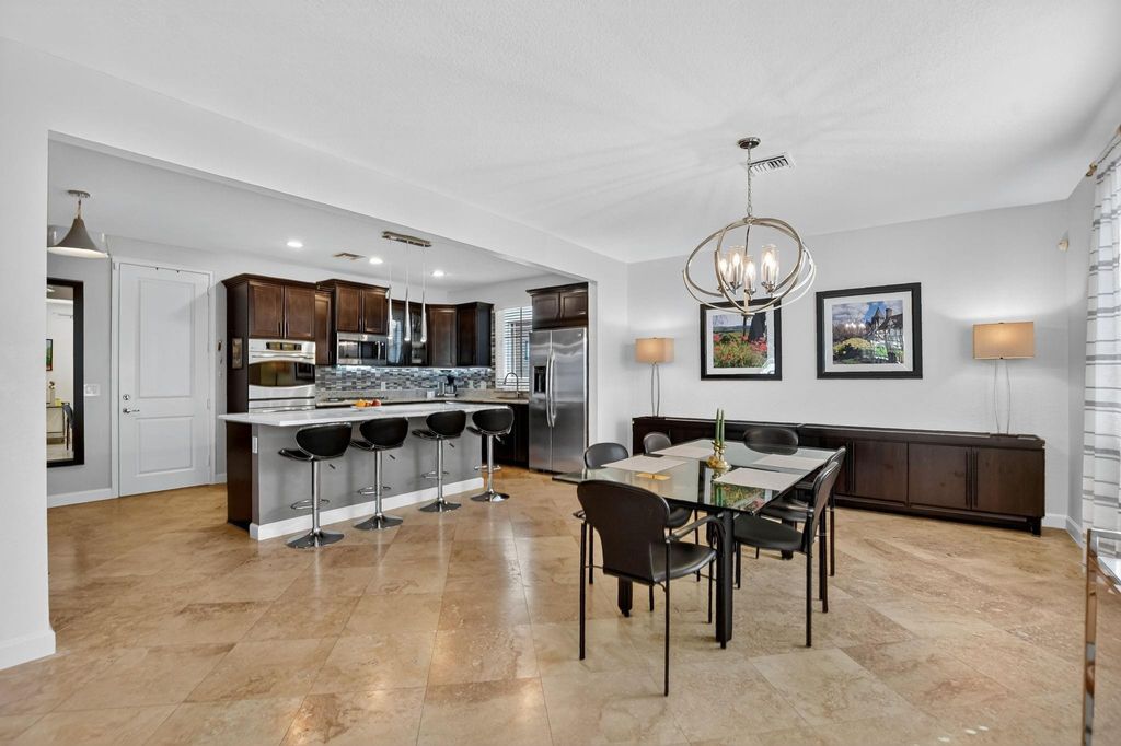 Image 25 of property listing at 591 NW Library Commons Way, Boca Raton, FL 33432