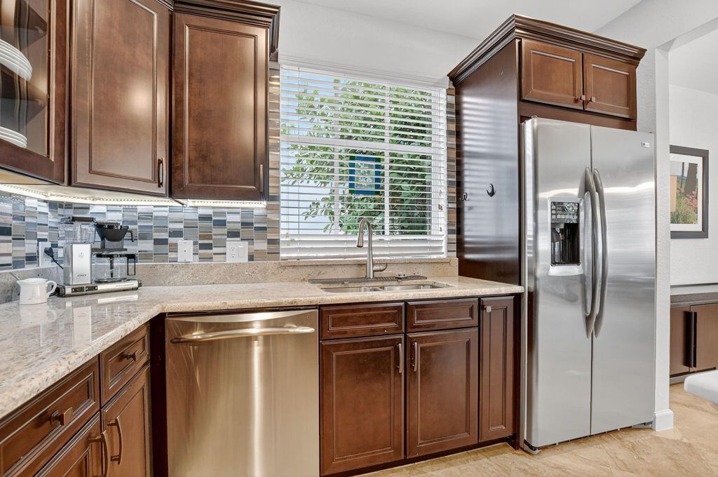 Image 32 of property listing at 591 NW Library Commons Way, Boca Raton, FL 33432