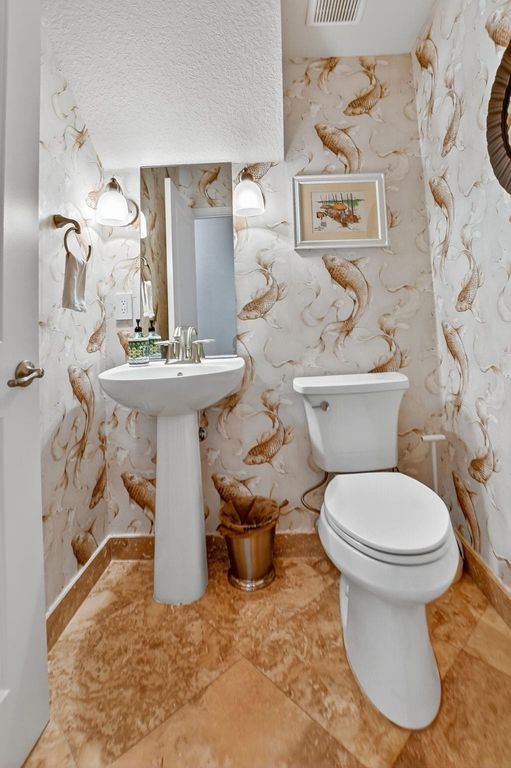 Image 38 of property listing at 591 NW Library Commons Way, Boca Raton, FL 33432