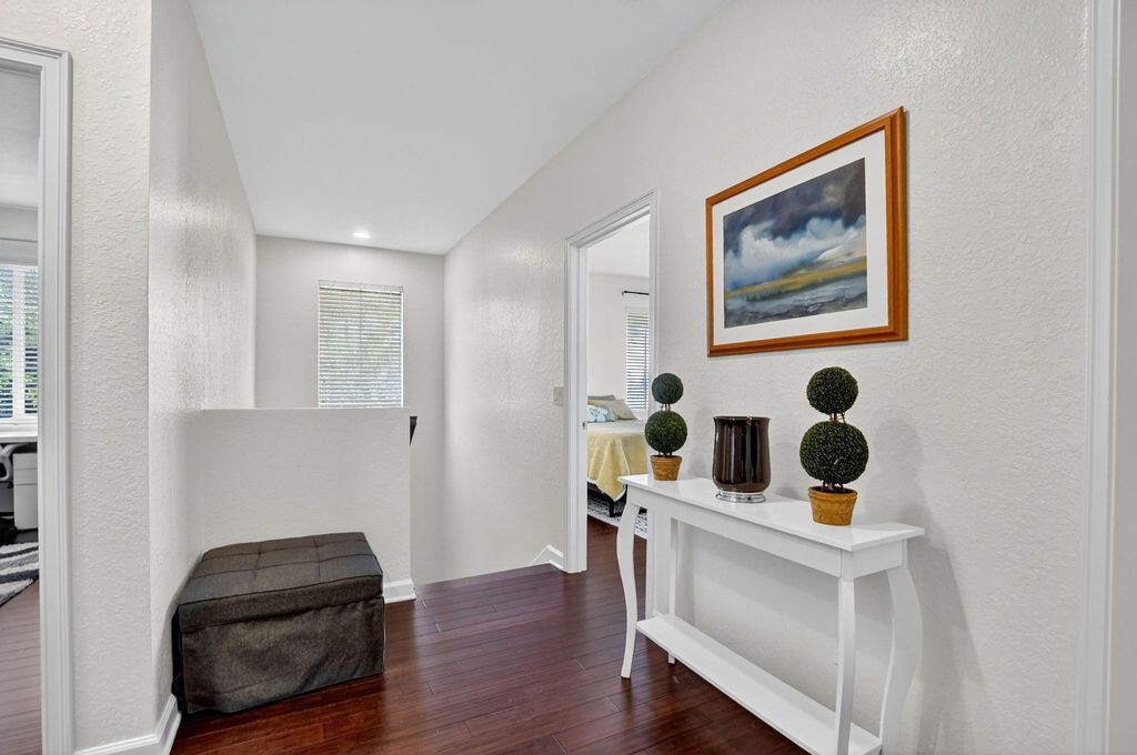 Image 40 of property listing at 591 NW Library Commons Way, Boca Raton, FL 33432