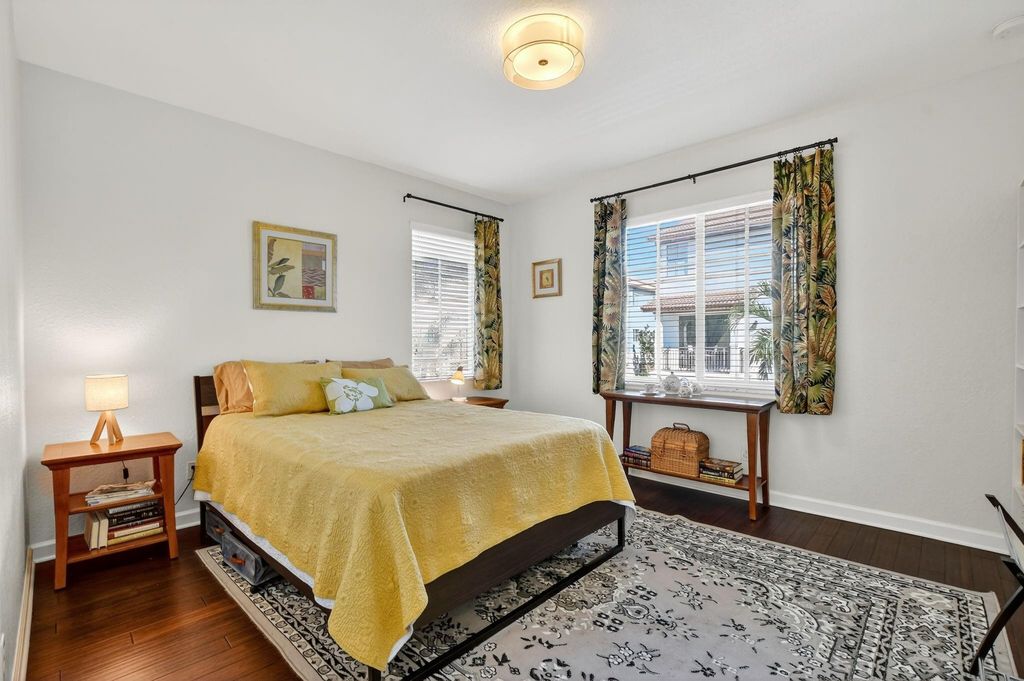 Image 5 of property listing at 591 NW Library Commons Way, Boca Raton, FL 33432