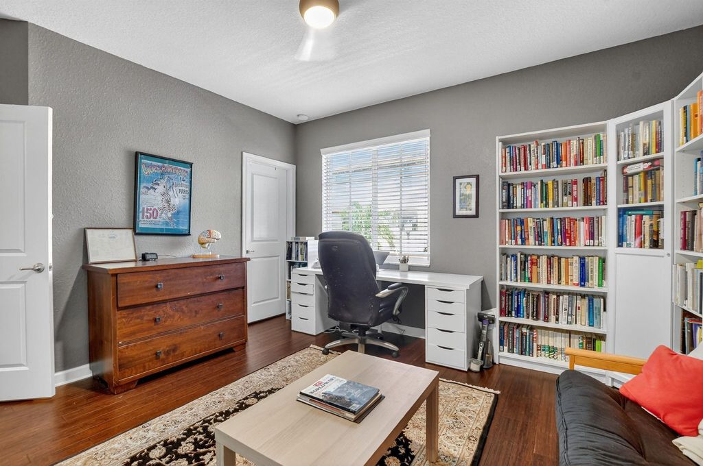 Image 58 of property listing at 591 NW Library Commons Way, Boca Raton, FL 33432