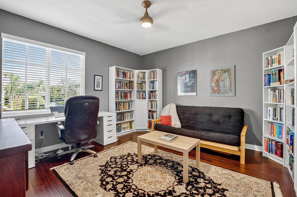 Image 6 of property listing at 591 NW Library Commons Way, Boca Raton, FL 33432