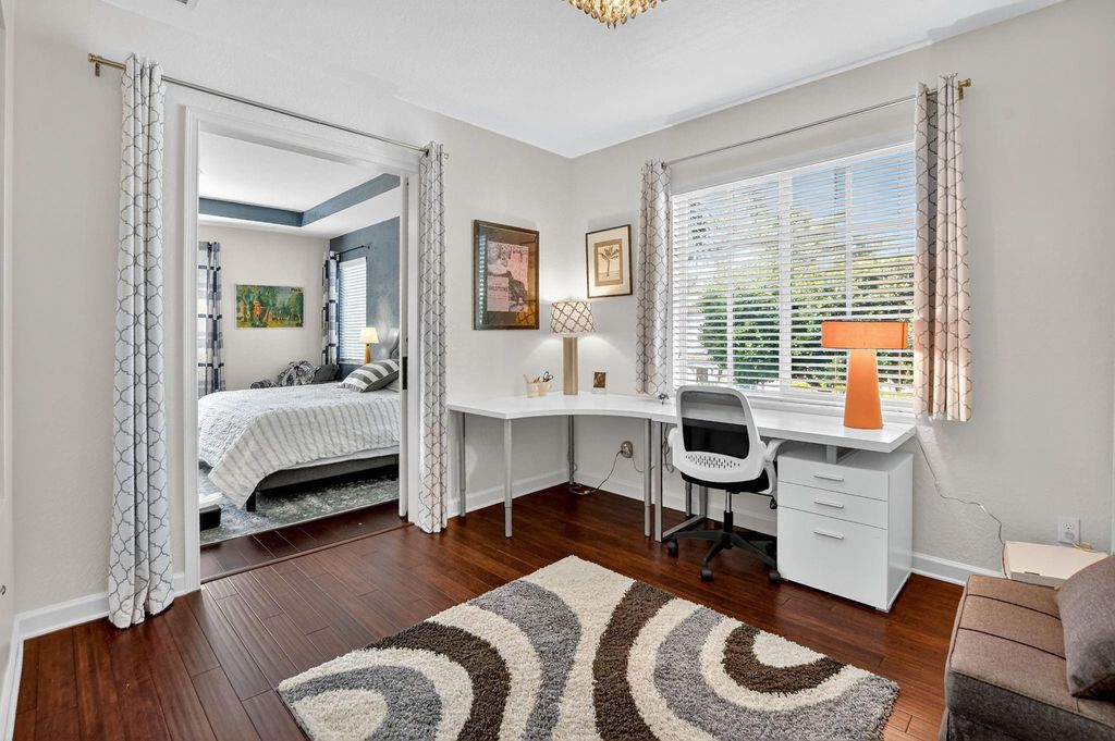 Image 7 of property listing at 591 NW Library Commons Way, Boca Raton, FL 33432