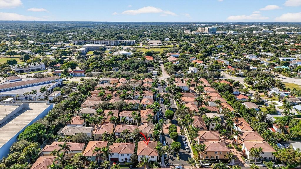 Image 70 of property listing at 591 NW Library Commons Way, Boca Raton, FL 33432