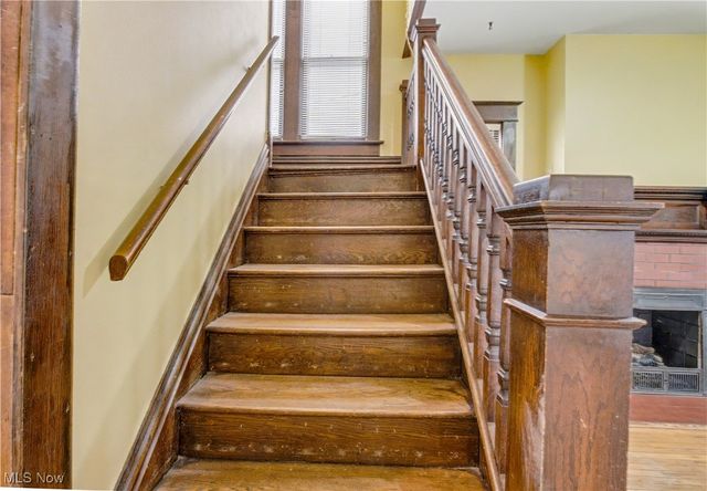 608 Seventh Street, Marietta, OH 45750