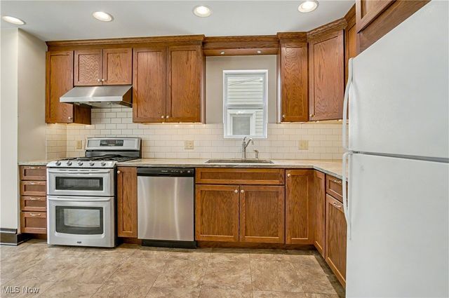 608 Seventh Street, Marietta, OH 45750