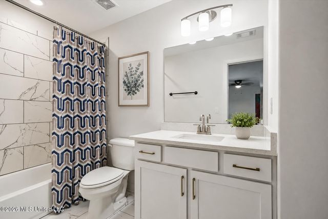 7448 Live Oak Manor Cove, Olive Branch, MS 38654
