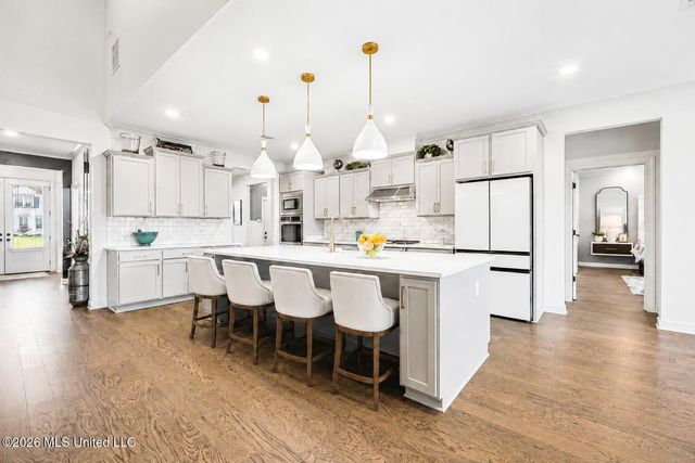7448 Live Oak Manor Cove, Olive Branch, MS 38654