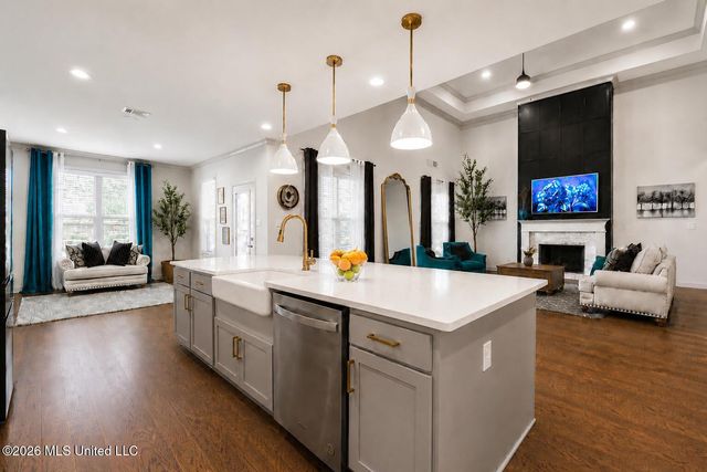 7448 Live Oak Manor Cove, Olive Branch, MS 38654