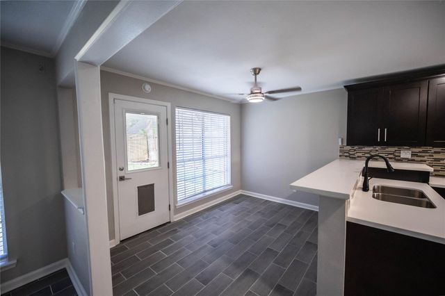 4118 Windjammer Court, Seabrook, TX 77586