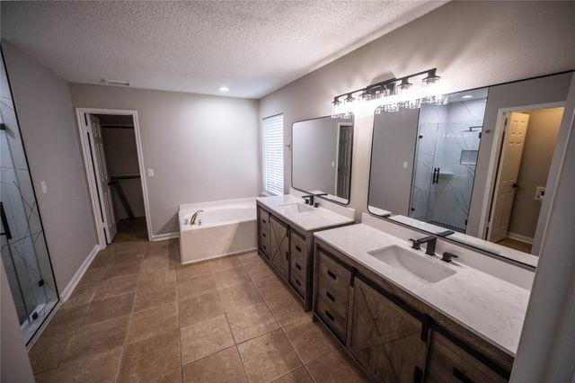 4118 Windjammer Court, Seabrook, TX 77586