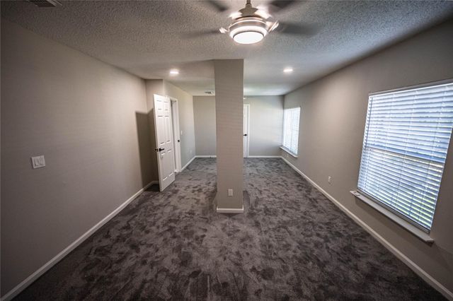 4118 Windjammer Court, Seabrook, TX 77586