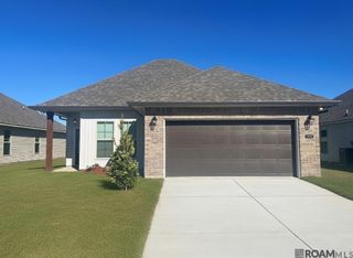 2158 Sherri's Way, Port Allen, LA 70767
