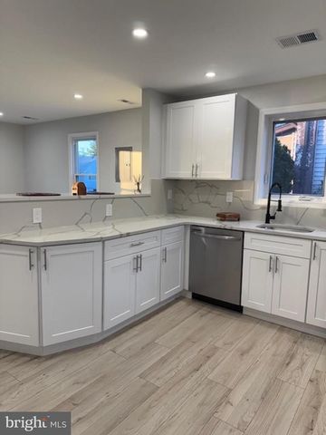 1625 SIXTH STREET, Ewing, NJ 08638