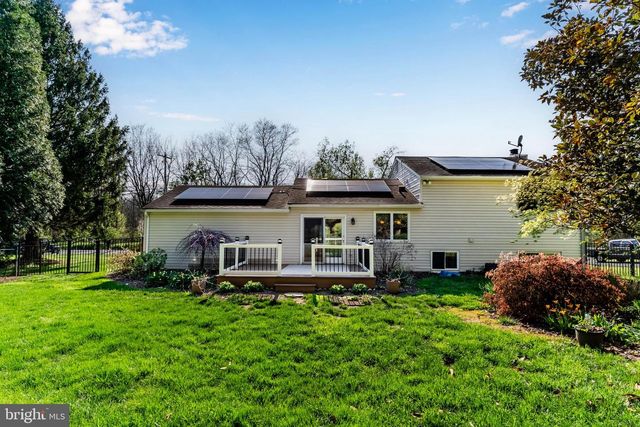 2259 STUMPSTOWN ROAD, Mechanicsburg, PA 17055