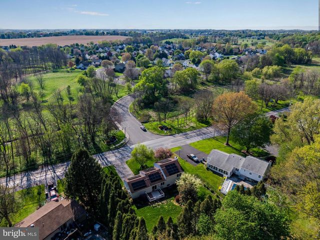 2259 STUMPSTOWN ROAD, Mechanicsburg, PA 17055