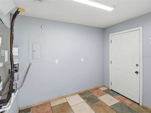 2000 PARKWAY AVENUE, St Cloud, FL 34772
