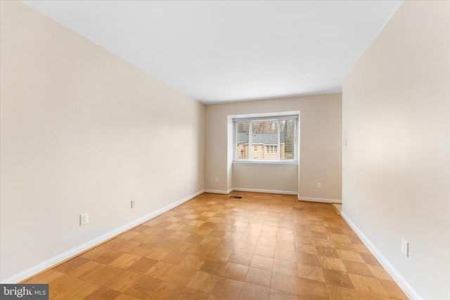 5052 CLIFFHAVEN DR, Annandale, VA 22003