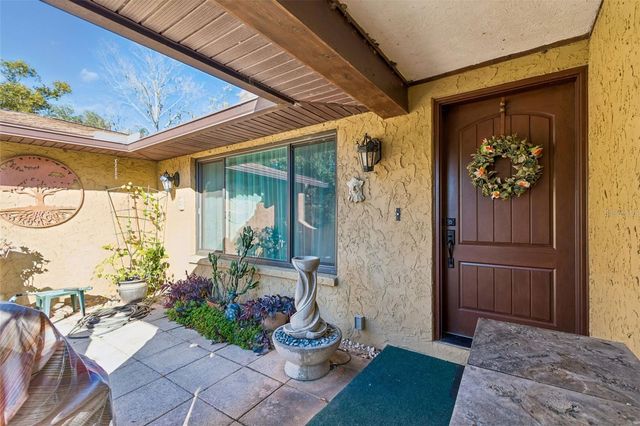 11600 MEADOWLANE DRIVE, Dade City, FL 33525