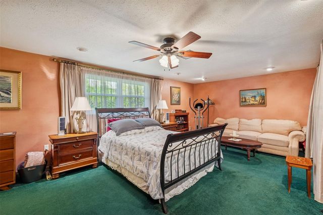 11600 MEADOWLANE DRIVE, Dade City, FL 33525