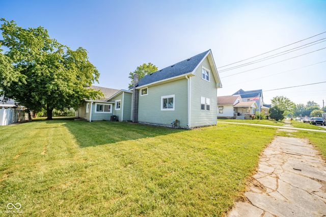 1322 S E Street, Elwood, IN 46036
