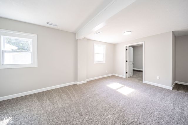 1322 S E Street, Elwood, IN 46036